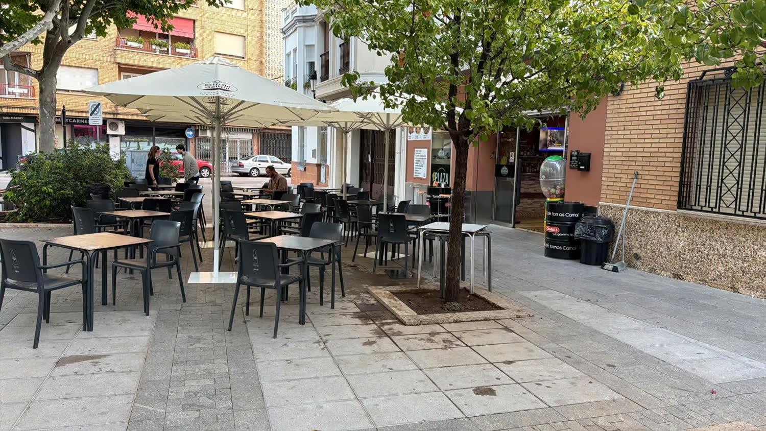 Sitio de sobra para sentarse
